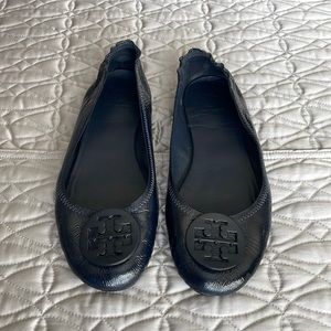 Tory Burch navy blue patent Miller size 9.5 gently worn great condition